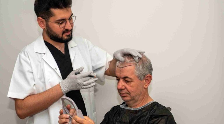 When are the results of a hair transplant visible?