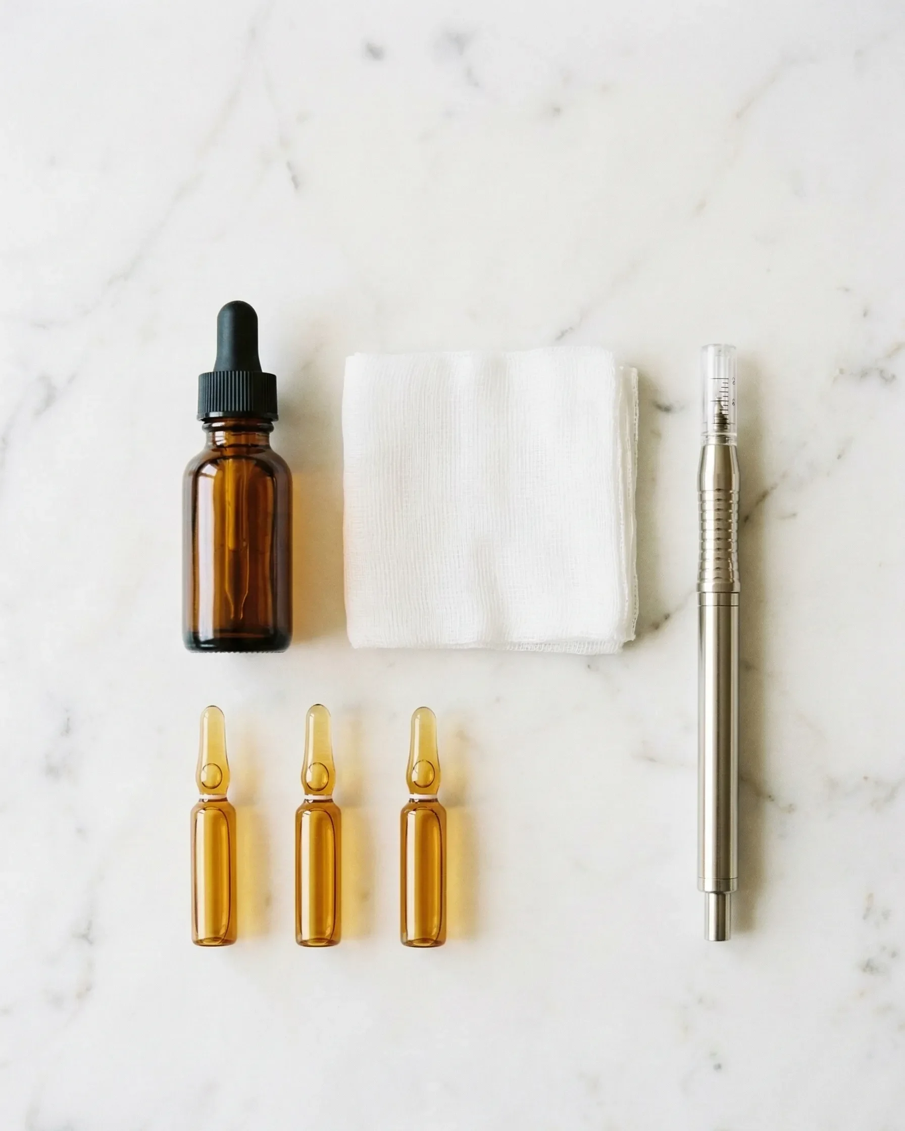 HM Signature Hair Cocktail treatment, micro-injections with vitamins and growth factors into the scalp